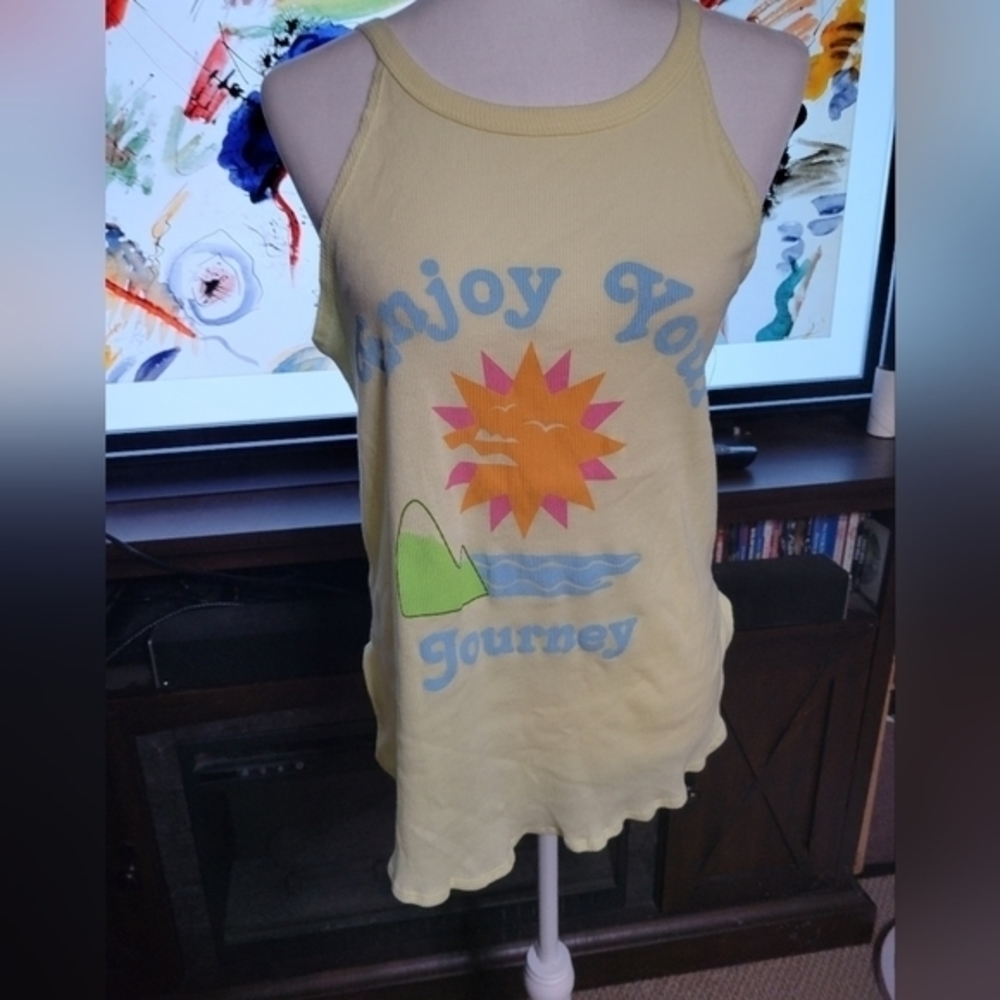 Wst Cst size‎ small NWOT graphic tank top Enjoy Your Journey